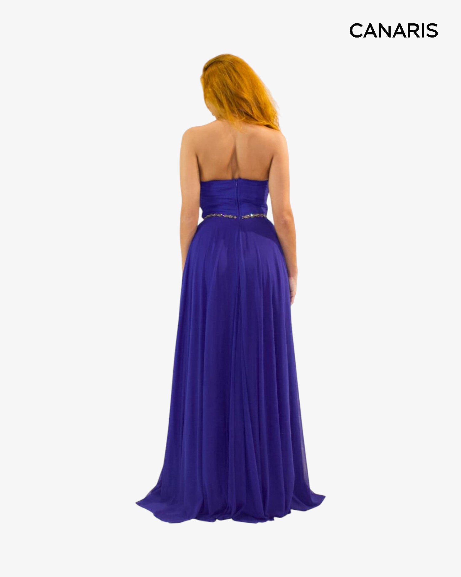 Vestido de ceremonia de falda larga y suave, escote corazón y puntas de aplicaciones en cintura