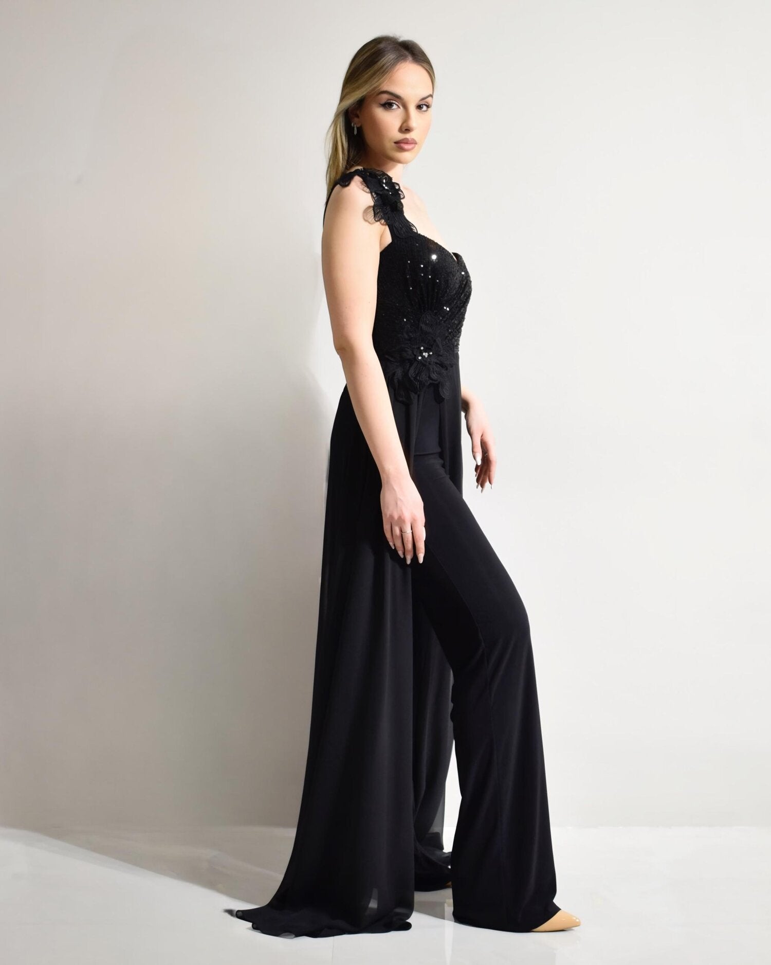 Abito cerimonia donna nero tuta elegante mamma degli sposi Lecce Canaris