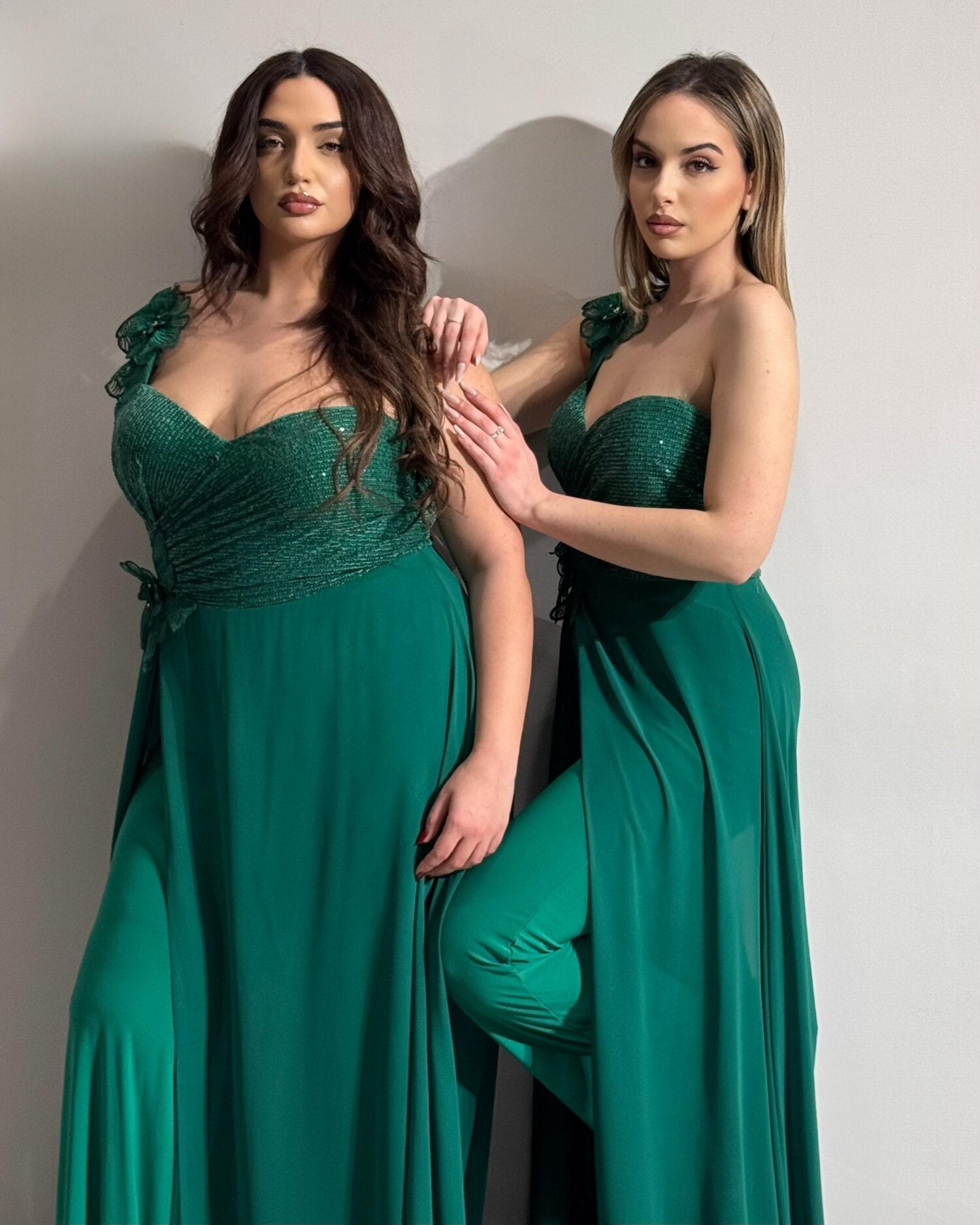 Abito cerimonia donna nero tuta elegante mamma degli sposi Lecce Canaris