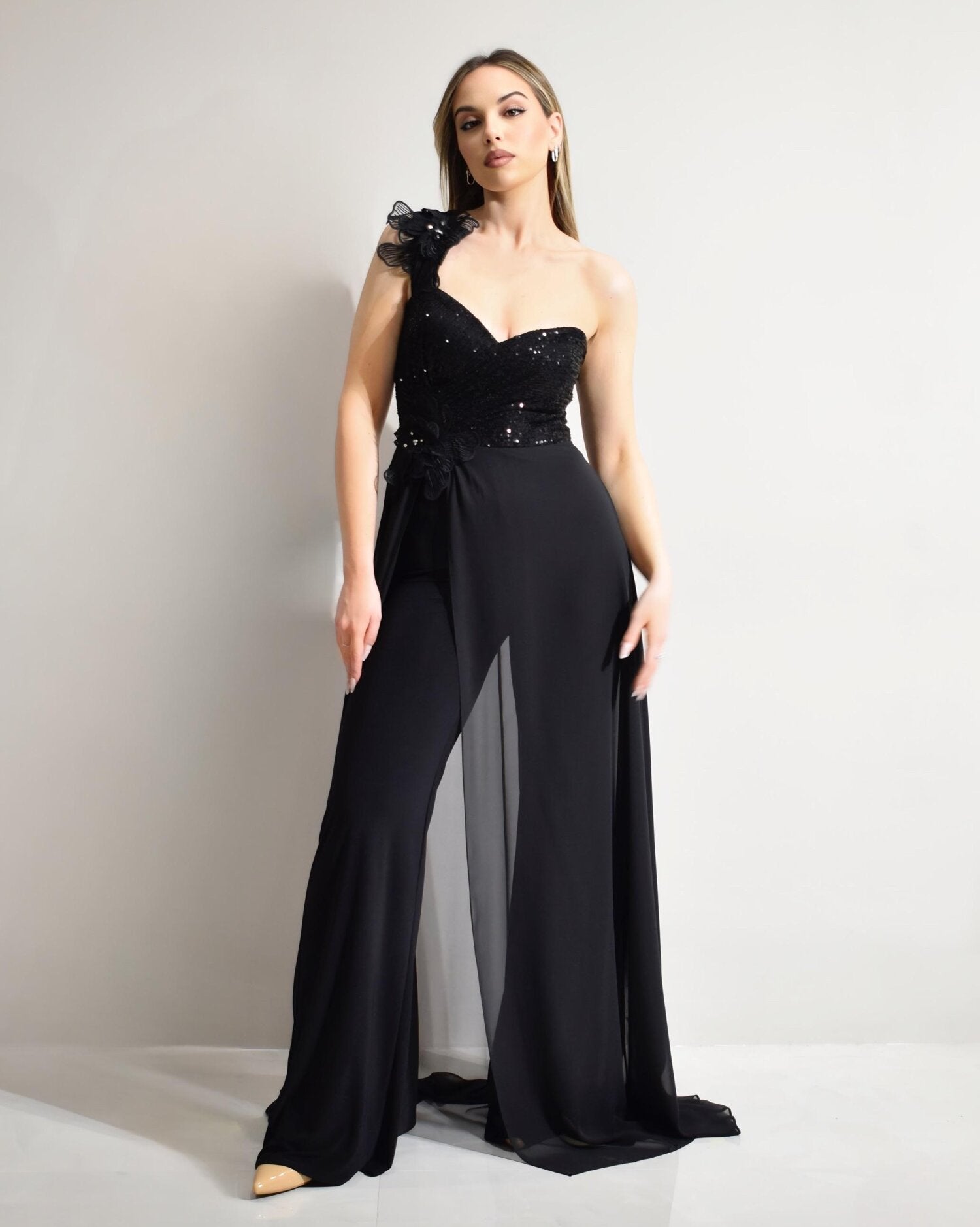 Abito cerimonia donna nero tuta elegante mamma degli sposi Lecce Canaris